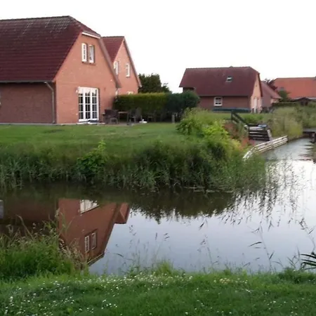In Grimersum Mit Grossem Garten Krummhoern