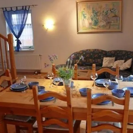 Holiday home In Grimersum Mit Grossem Garten Krummhoern